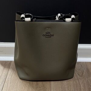 Coach Olive Green Shoulder Bag